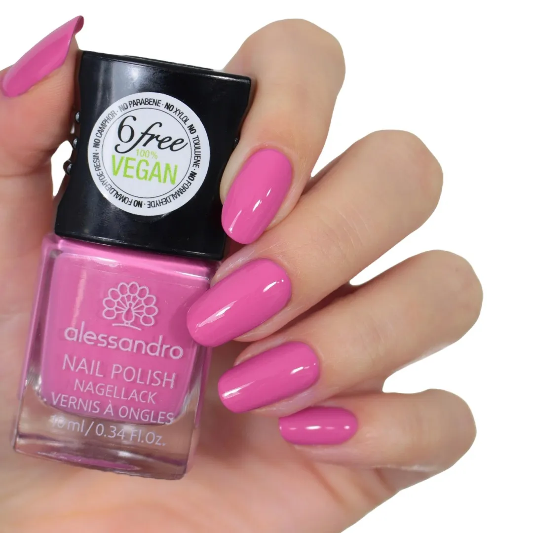 77-928_My Laury nails.webp